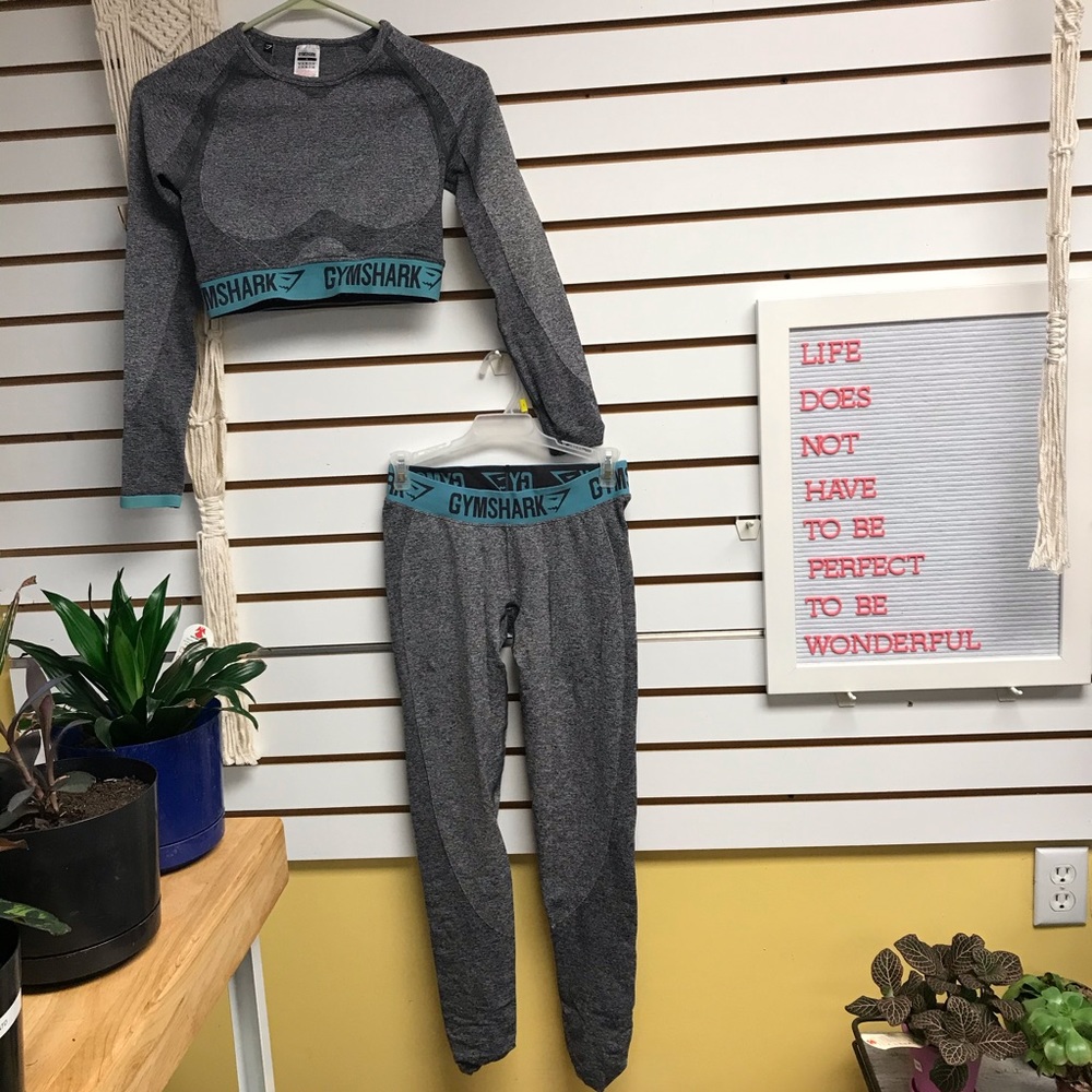 Gymshark Flex Charcoal and Teal Set